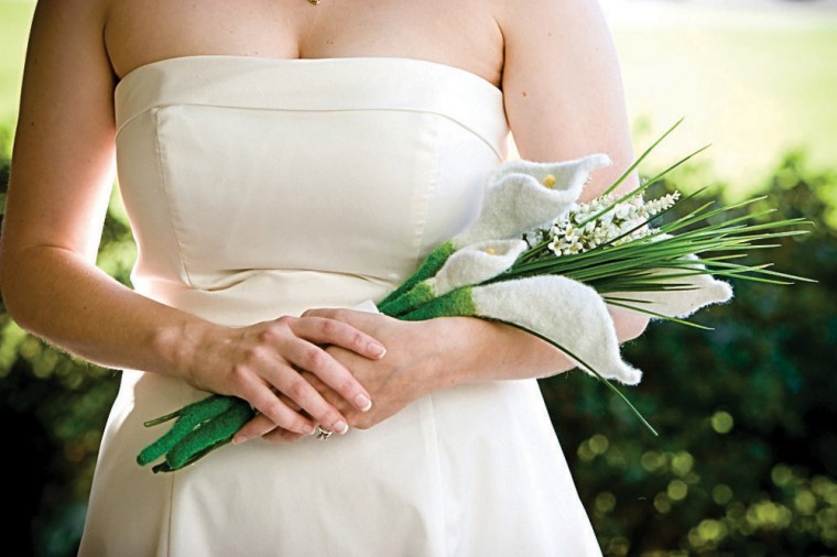 Wedding bouquet alternatives